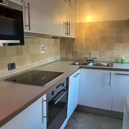 Del Borgo - Immobili E Soluzioni