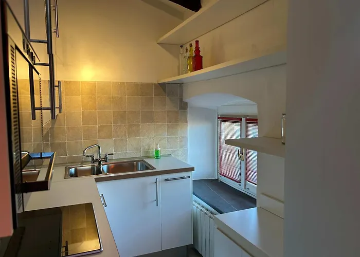 Apartment Del Borgo - Immobili E Soluzioni *